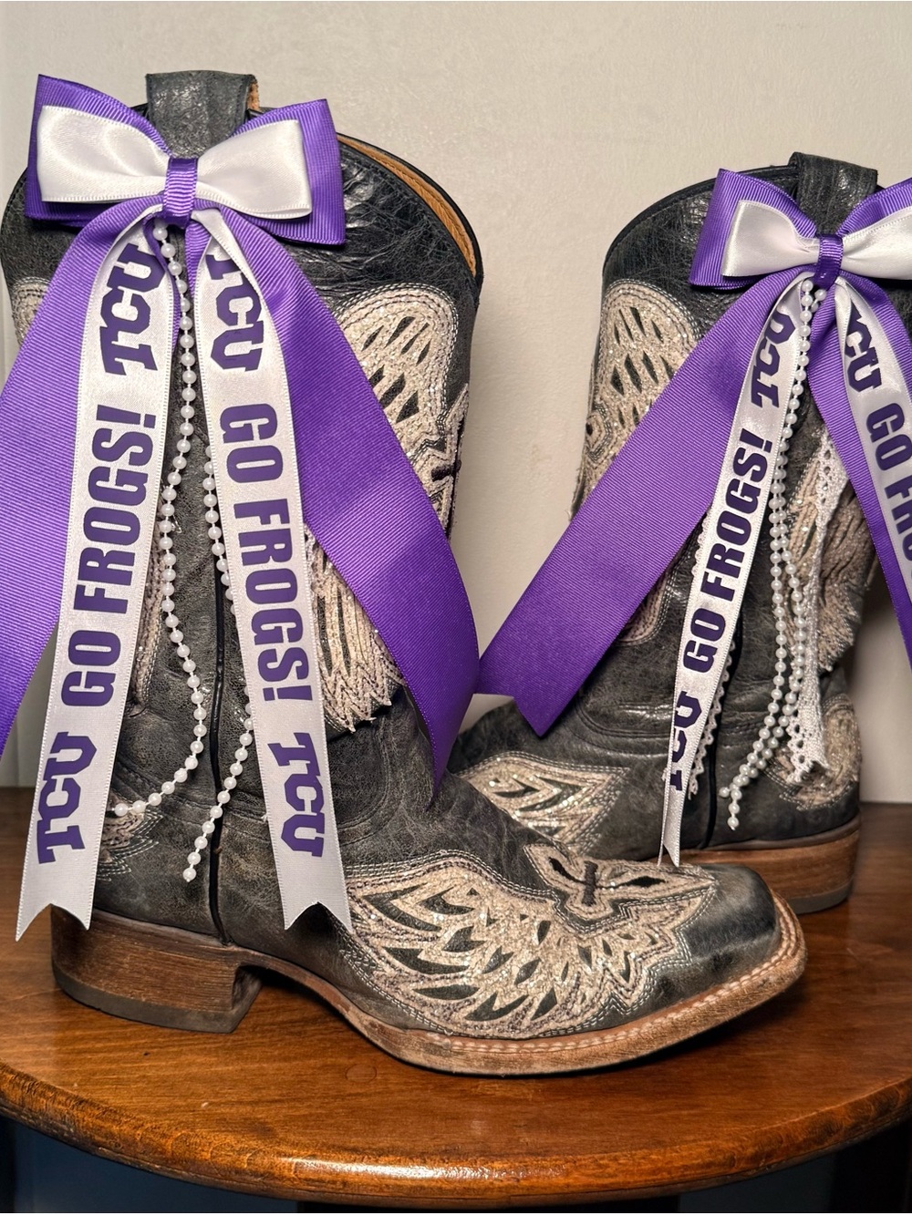Purple and White TCU 'Go Frogs' Weatern Cowboy Boot Bows